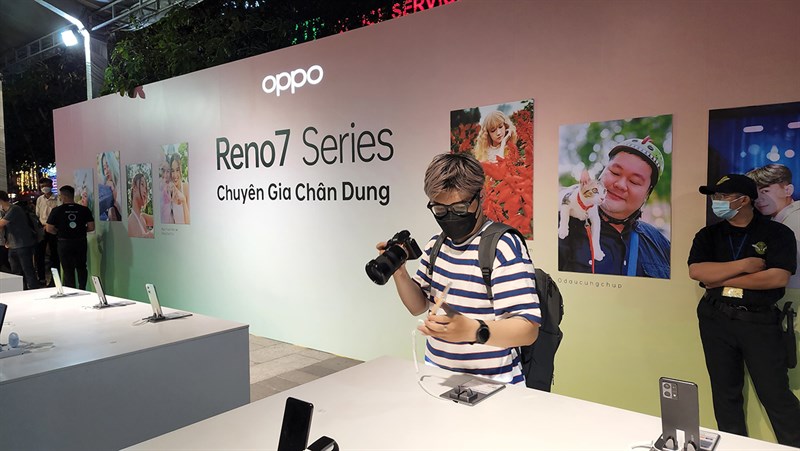 OPPO Reno7 Pro 5G, Reno7 4G ra mắt tại Việt Nam với thiết kế ấn tượng OPPO Reno7 Pro 5G, Reno7 4G ra mắt tại Việt Nam với thiết kế ấn tượng