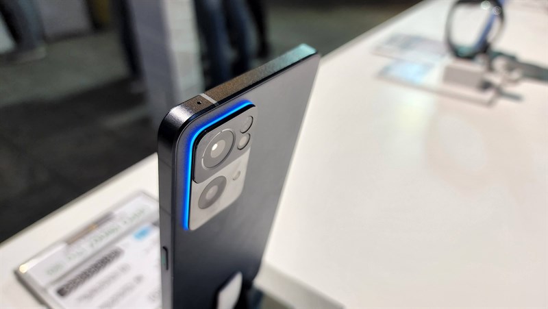 OPPO Reno7 Pro 5G, Reno7 4G ra mắt tại Việt Nam với thiết kế ấn tượng OPPO Reno7 Pro 5G, Reno7 4G ra mắt tại Việt Nam với thiết kế ấn tượng