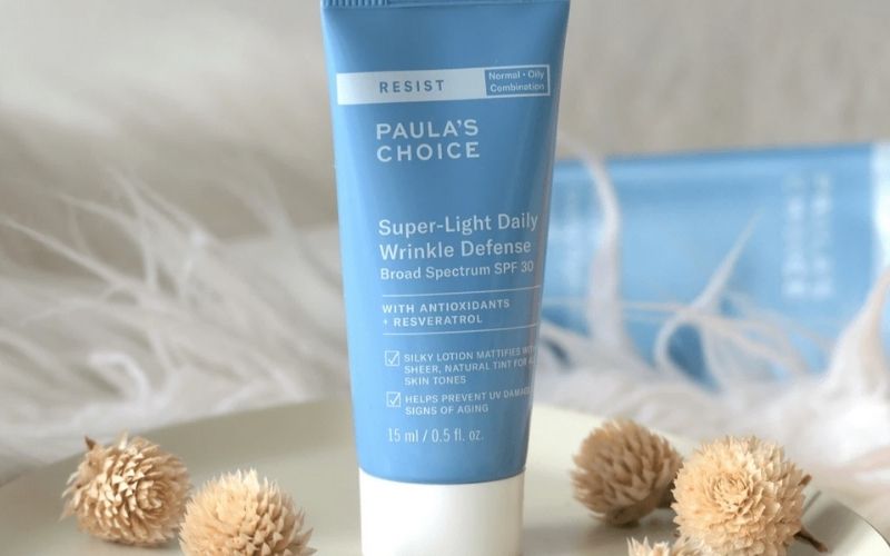 Kem chống nắng Paula’s Choice Resist Super-Light Wrinkle Defense SPF 30