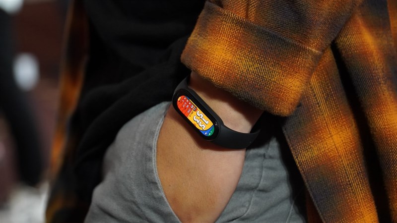 Xiaomi Mi Band 6 giảm sốc 30%, giá rẻ nhất từ trước đến nay, sắm ngay!