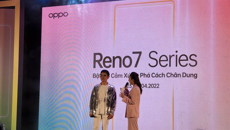 Sự kiện buổi tối Reno7