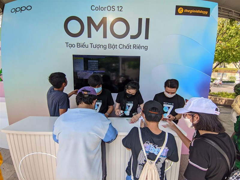 Trải nghiệm OMOJI