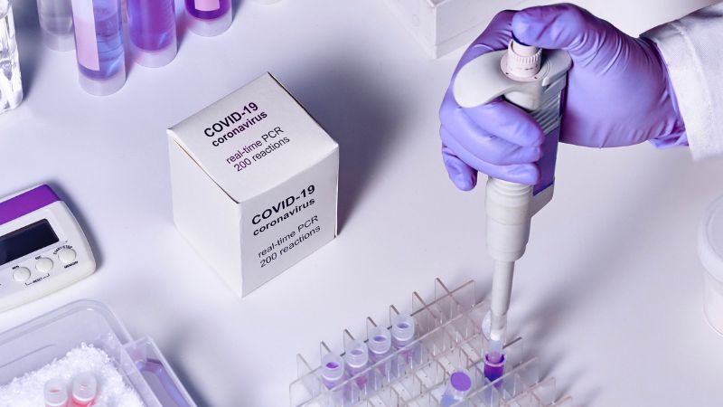 Xét nghiệm RT-PCR là xét nghiệm bán định lượng, ngoài việc phát hiện sợi DNA, còn xác định tải lượng virus đang có trong cơ thể người bệnh