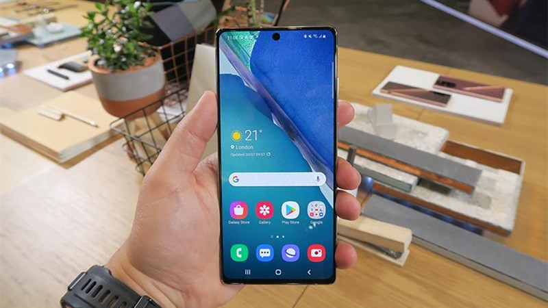 Điện thoại Samsung sale sốc dịp lễ 30/4, có mẫu giảm sập sàn tận 8 triệu Điện thoại Samsung sale sốc dịp lễ 30/4, có mẫu giảm sập sàn tận 8 triệu