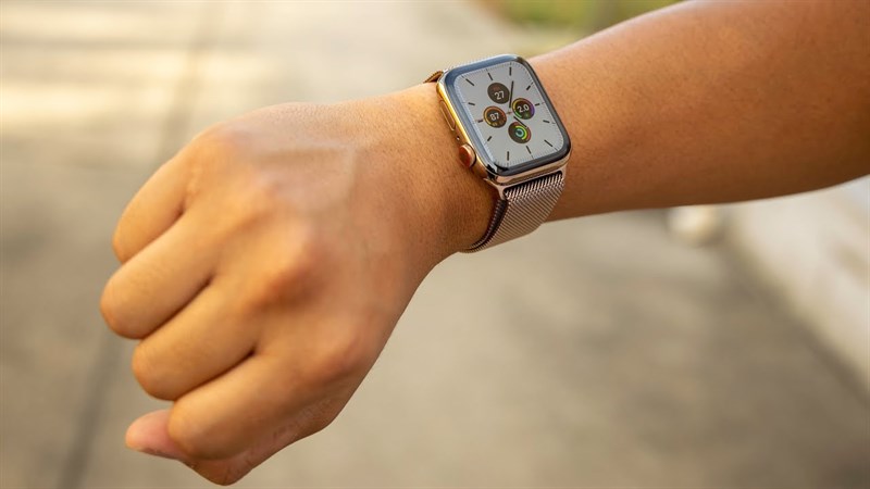 Apple Watch S5 giảm sốc nhất 6 triệu đồng tại TGDĐ, chốt ngay và luôn! Apple Watch S5 giảm sốc nhất 6 triệu đồng tại TGDĐ, chốt ngay và luôn!