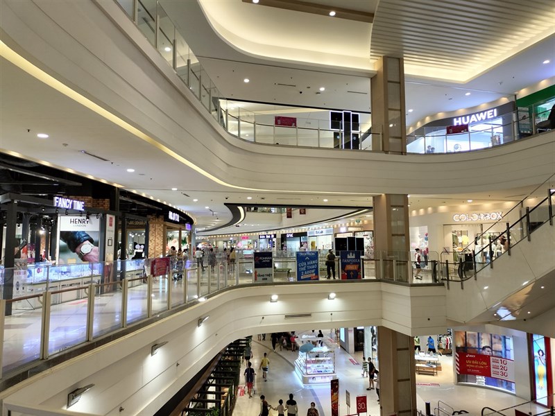 Ảnh chụp trong điều kiện ánh sáng phức tạp từ camera OPPO Reno7.