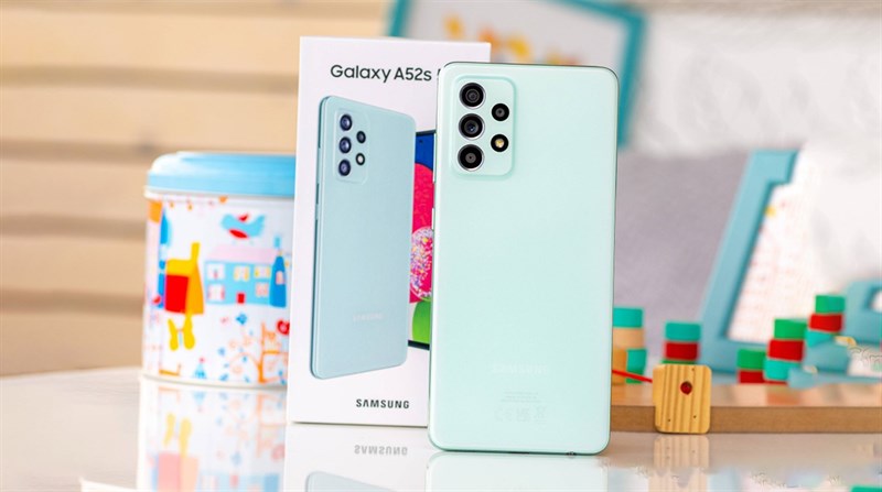 Bộ đôi sản phẩm Samsung Galaxy A52 và A52s giảm giá tiền triệu mừng lễ 30/4