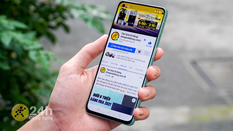 OPPO Reno6 5G được trang bị màn hình AMOLED có kích thước 6.43 inch cùng viền màn hình mỏng cho không gian hiển thị thoải mái. 