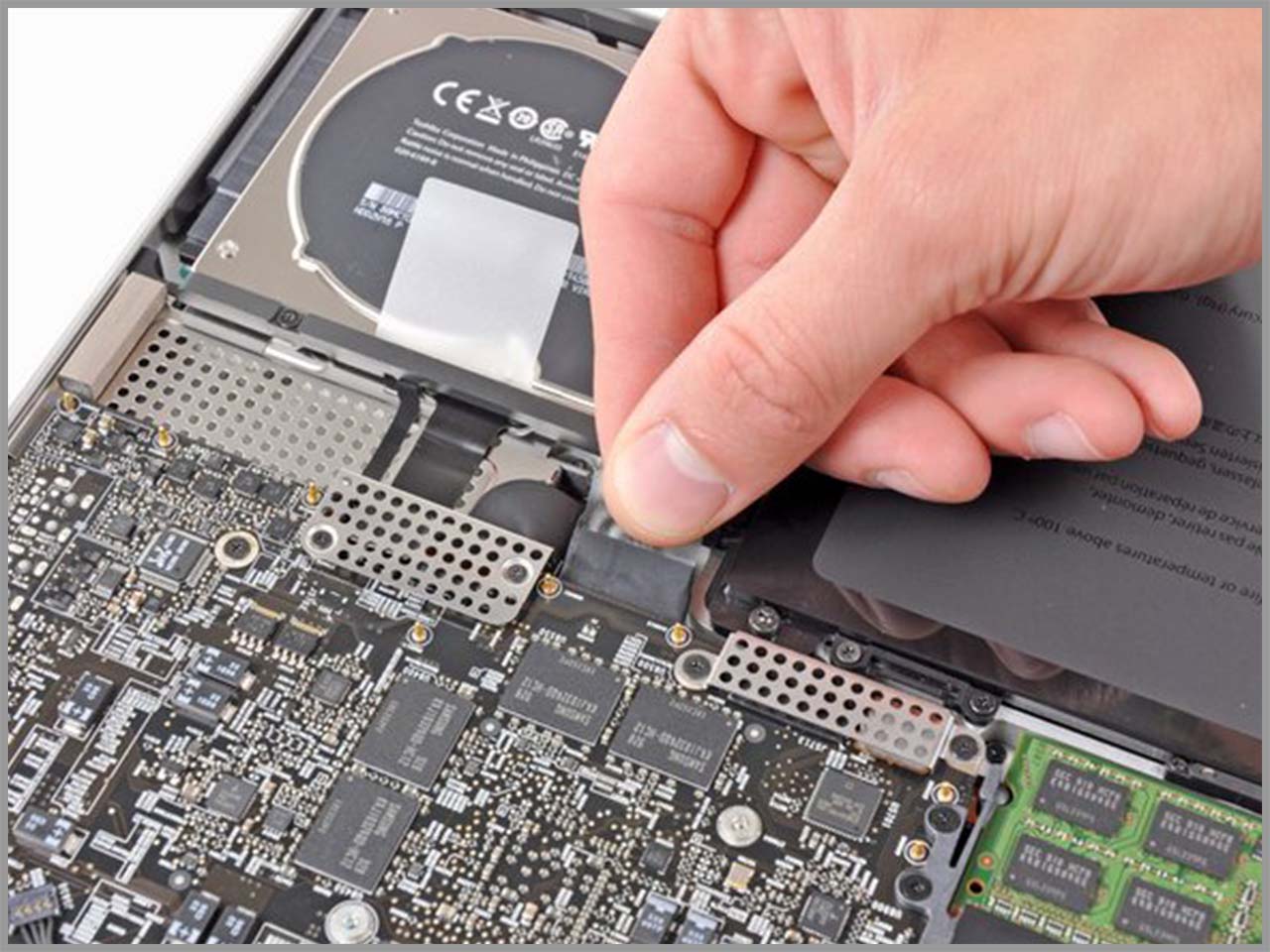 Thay pin MacBook Thay pin MacBook