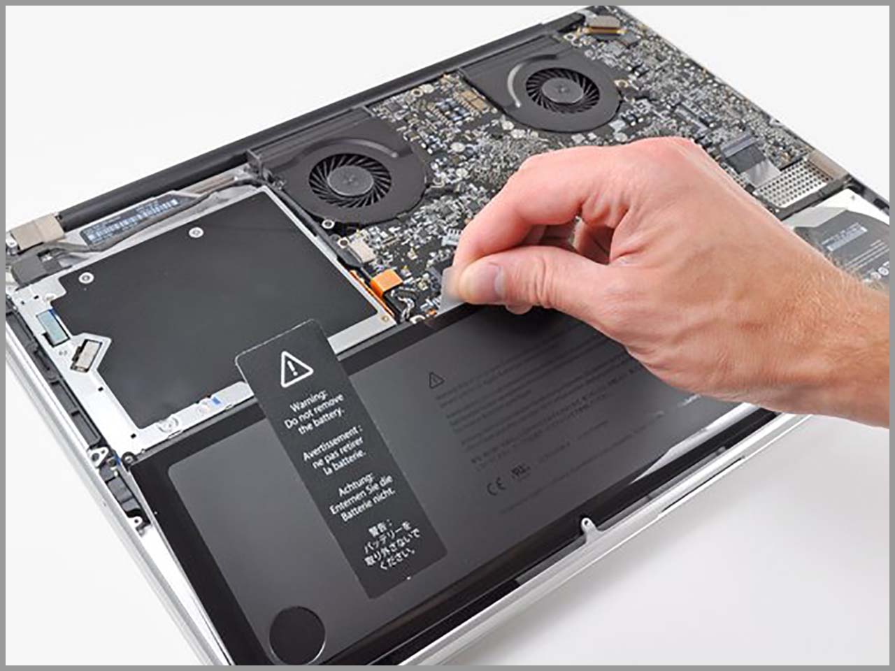 Thay pin MacBook Thay pin MacBook