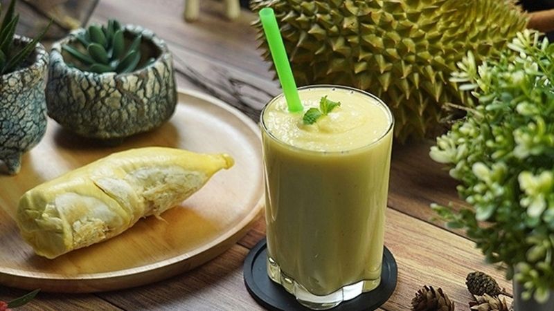6 ways to make a delicious and refreshing durian smoothie at home