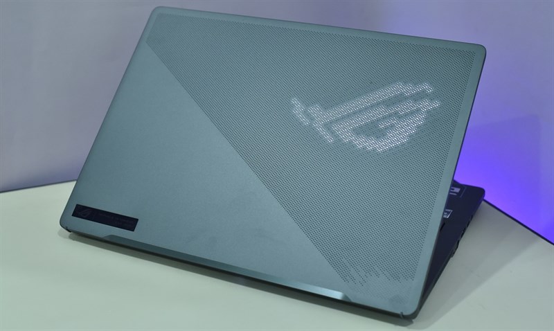 Asus ROG Zephyrus G14 GA402RK Review: Best Ryzen Radeon Combination You Can  Find - Gadgets To Use
