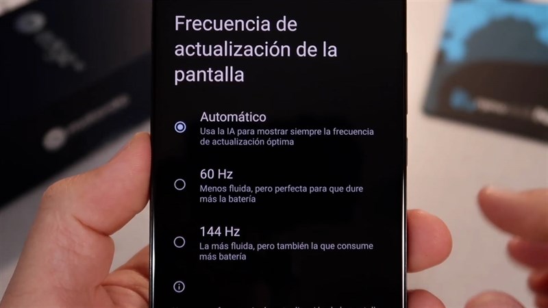 Màn hình Motorola Edge 30 có tần số quét lên đến 144 Hz Màn hình Motorola Edge 30 có tần số quét lên đến 144 Hz