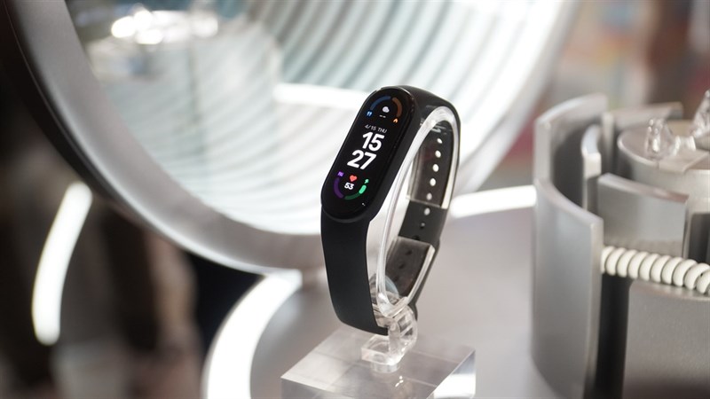 Mi Band 6 giá rẻ nhất từ trước tới nay, dưới 900K không mua tiếc lắm