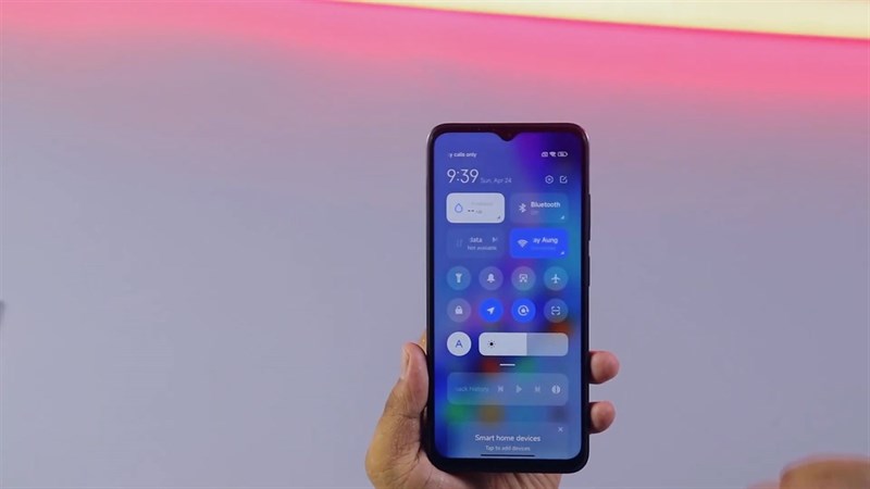 Mặt trước của Redmi Note 11E 5G là màn hình giọt nước có kích thước 6.58 inch Mặt trước của Redmi Note 11E 5G là màn hình giọt nước có kích thước 6.58 inch