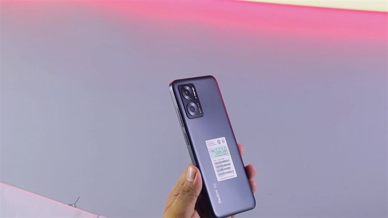 Thiết kế của Redmi Note 11E 5G không còn mang nét đặc trưng của dòng Redmi Note 11 Thiết kế của Redmi Note 11E 5G không còn mang nét đặc trưng của dòng Redmi Note 11