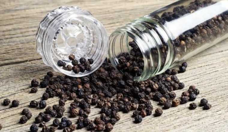 Giá tiêu hôm nay 3/5/2022: Tăng 1.000 đồng/kg, dao động 77.000 - 80.000 đồng/kg