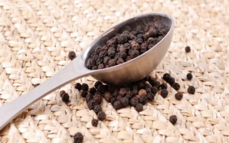 Giá tiêu thế giới