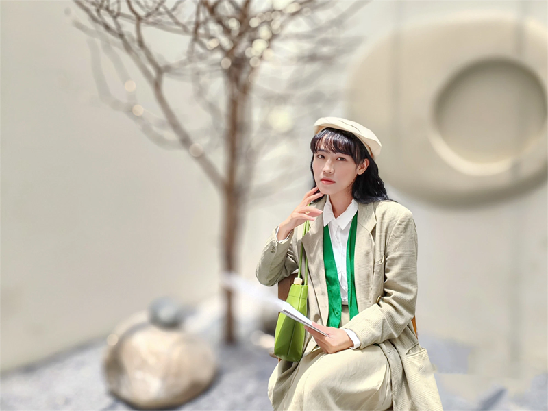 Ảnh chụp chân dung bằng OPPO Reno7 Pro 5G. Ảnh chụp chân dung bằng OPPO Reno7 Pro 5G.