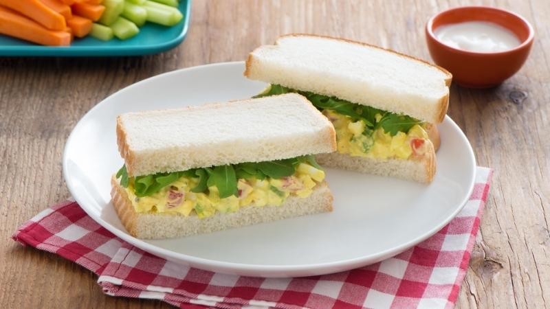 Sandwich trứng