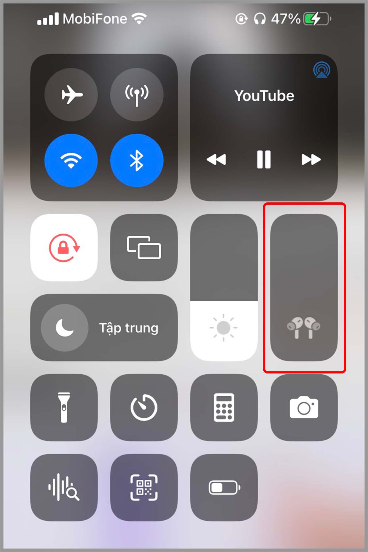 Hiệu chỉnh âm lượng AirPods với iPhone Hiệu chỉnh âm lượng AirPods với iPhone