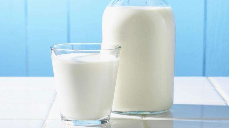 Công dụng của sữa tươi với sức khỏe con người