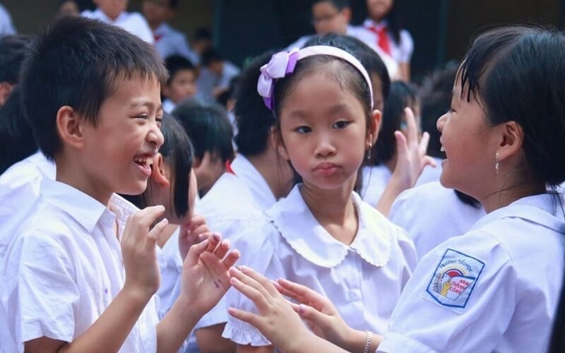 Chúc các bé thiếu nhi có một ngày lễ thật vui vẻ và hạnh phúc bên những người thân yêu