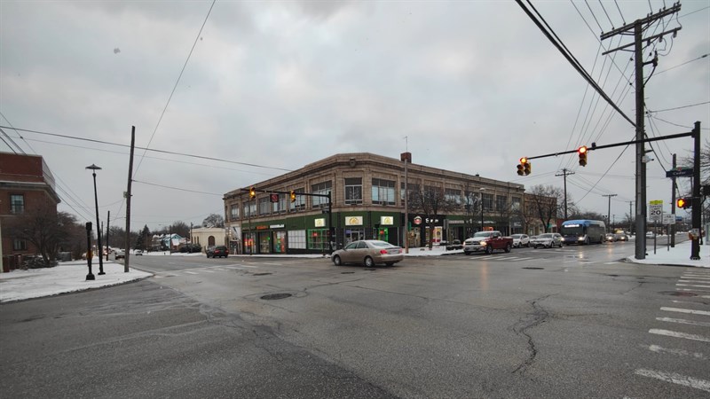 Dù ở khoảng cách xa và khung hình có độ chi tiết cao thì Find X5 Pro vẫn tái tạo hình ảnh rất tốt