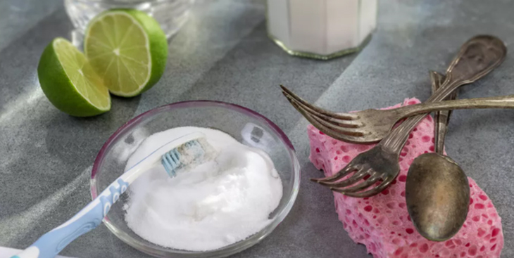 Combining baking soda, salt, and fresh lemon