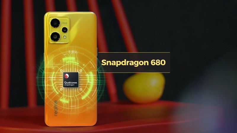 Chiếc điện thoại nhà Realme được trang bị bộ vi xử lý Snapdragon 680 khá ổn áp