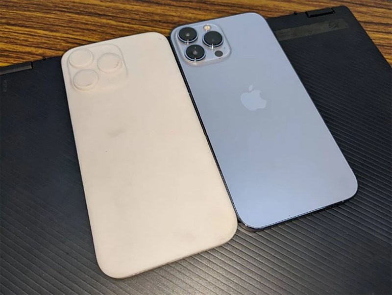 Xuất hiện hình ảnh và video về bản dummy mới của iPhone 14 Pro Max Xuất hiện hình ảnh và video về bản dummy mới của iPhone 14 Pro Max