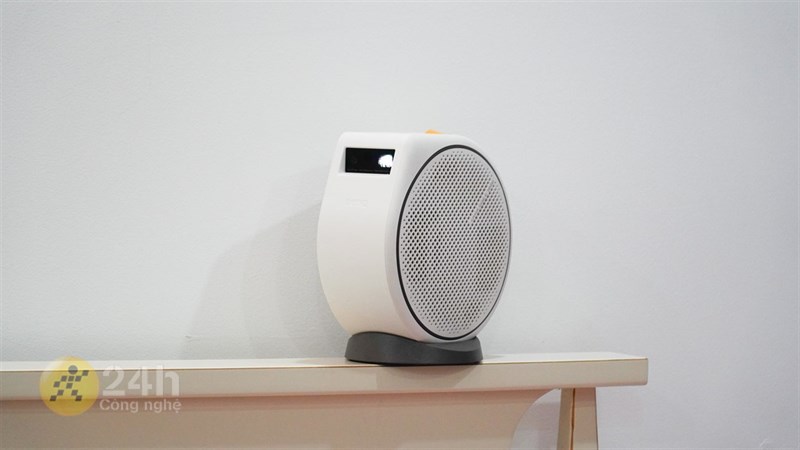 Trên tay BenQ GV30: Chiếc máy chiếu xịn sò với thiết kế độc lạ