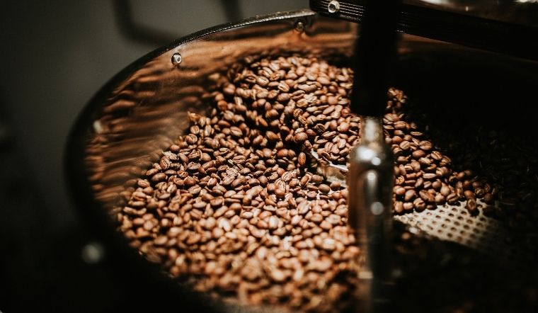 Giá cà phê hôm nay 9/5/2022: Giá giảm 100đ/kg so với hôm qua