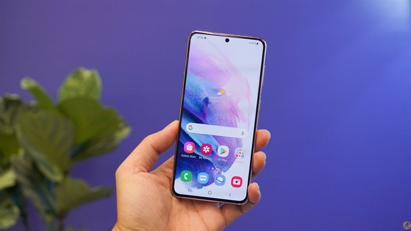 Màn hình Dynamic AMOLED 2X cực sắc nét của Galaxy S21 5G.