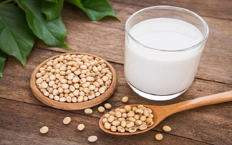 Sữa đậu nành chứa ít chất béo bão hòa nên tốt cho tim mạch