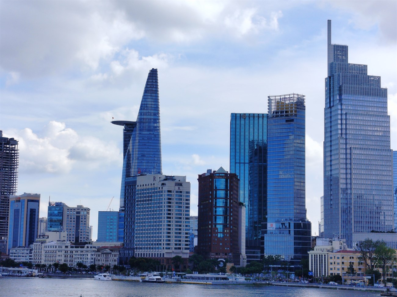 Ảnh chụp tự động trong điều kiện ngược sáng trên Realme 9 Ảnh chụp tự động trong điều kiện ngược sáng trên Realme 9