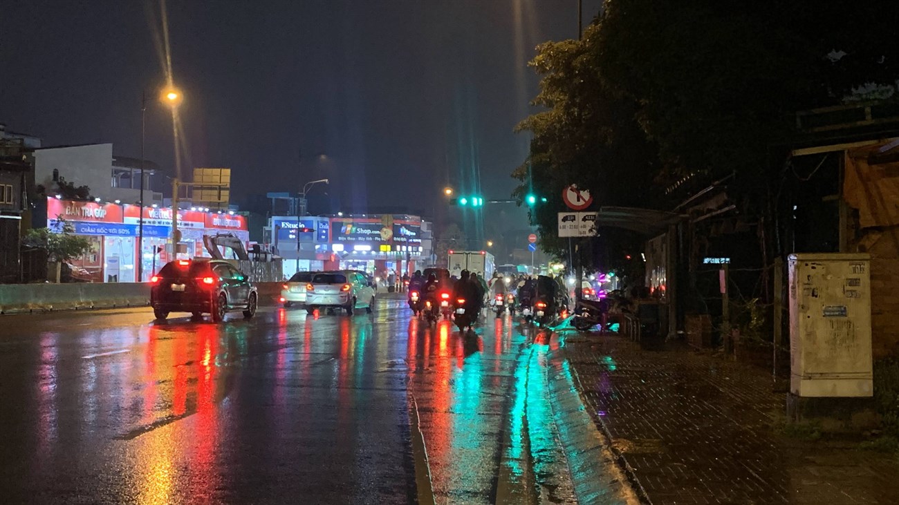 Ảnh chụp đêm được điều chỉnh thông số từ Realme 9 4G. Ảnh chụp đêm được điều chỉnh thông số từ Realme 9 4G.