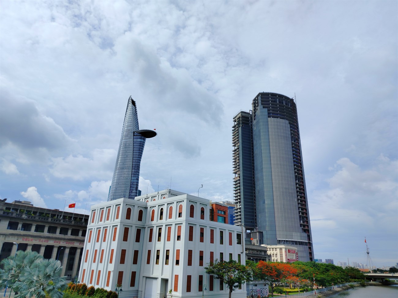 Ảnh chụp tự động trong điều kiện đủ sáng trên Relame 9 Ảnh chụp tự động trong điều kiện đủ sáng trên Relame 9