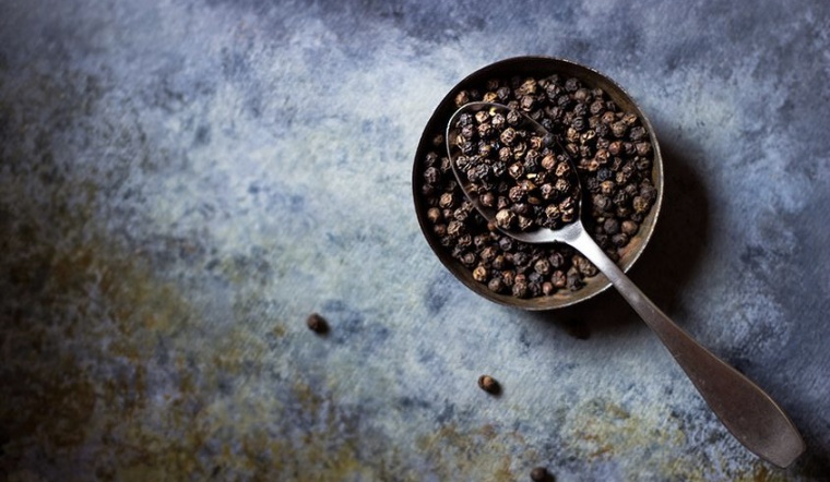 Giá tiêu hôm nay 13/5/2022: Giảm 1.000 đồng/kg, dao động 73.500-76.500 đồng/kg