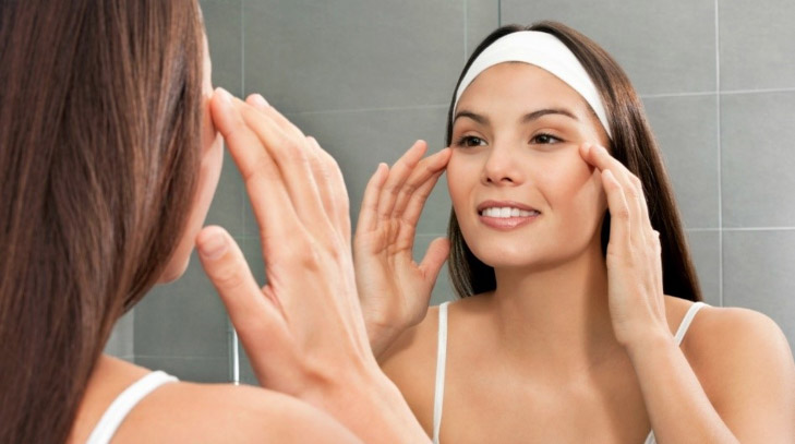 Regular eye massage helps prevent eye diseases