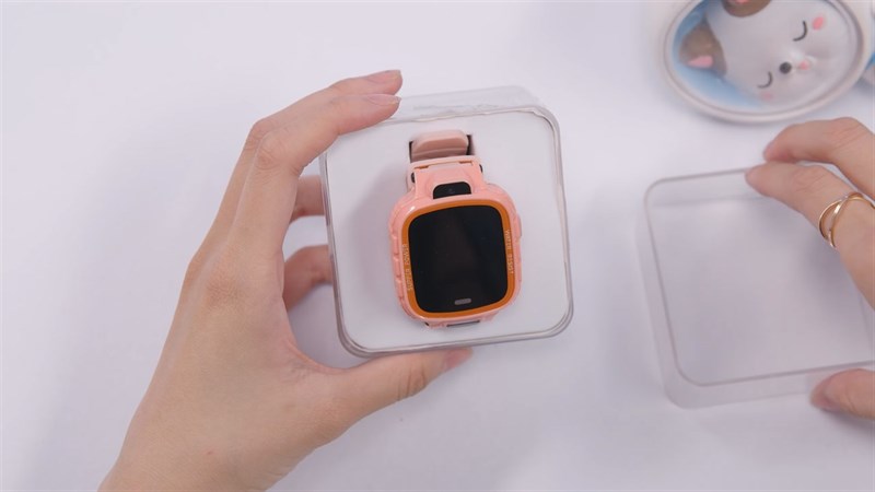 Hộp đựng của Kidcare 26 trông khá đơn giản