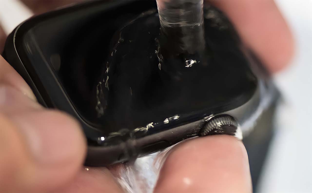 Cách vệ sinh Apple Watch