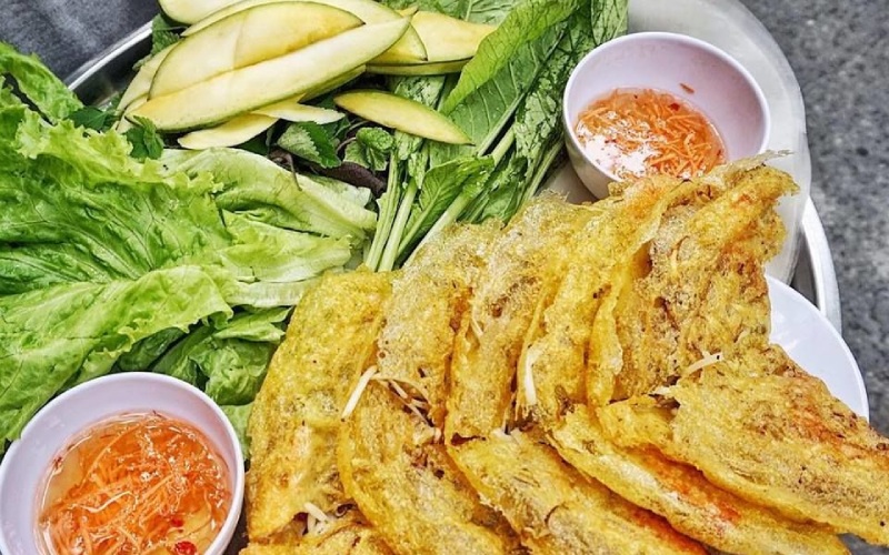 Bánh xèo ở đây rất nổi tiếng