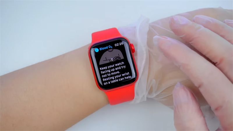 Phiên bản Apple Watch S6 LTE 40mm có vẻ ngoài nữ tính, sang trọng, tinh tế. Phiên bản Apple Watch S6 LTE 40mm có vẻ ngoài nữ tính, sang trọng, tinh tế.