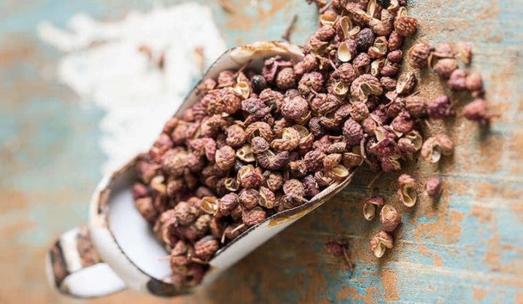 Giá tiêu hôm nay 17/5/2022: Tăng 500 đồng/kg, dao động 73.000-76.500 đồng/kg