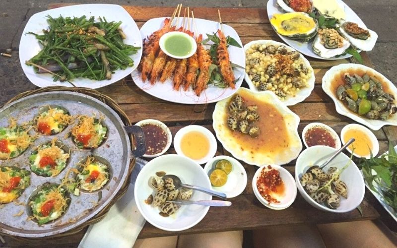 Ốc Nhớ Sài Gòn cùng những món ốc và các món hải sản cực kỳ hấp dẫn, ngon lành