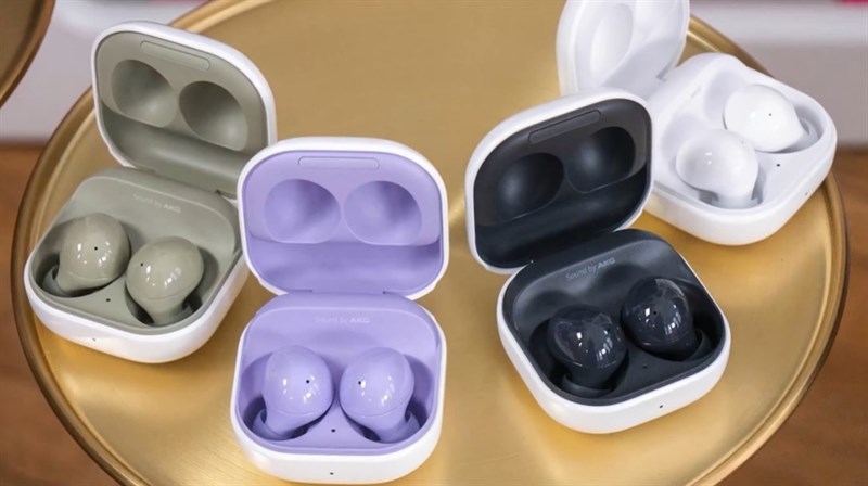 Galaxy Buds 2 R177N được hỗ trợ 2 driver Woofer và Tweeter, tinh chỉnh âm thanh bởi AKG giúp bạn tái tạo các dải âm tách bạch. Galaxy Buds 2 R177N được hỗ trợ 2 driver Woofer và Tweeter, tinh chỉnh âm thanh bởi AKG giúp bạn tái tạo các dải âm tách bạch.