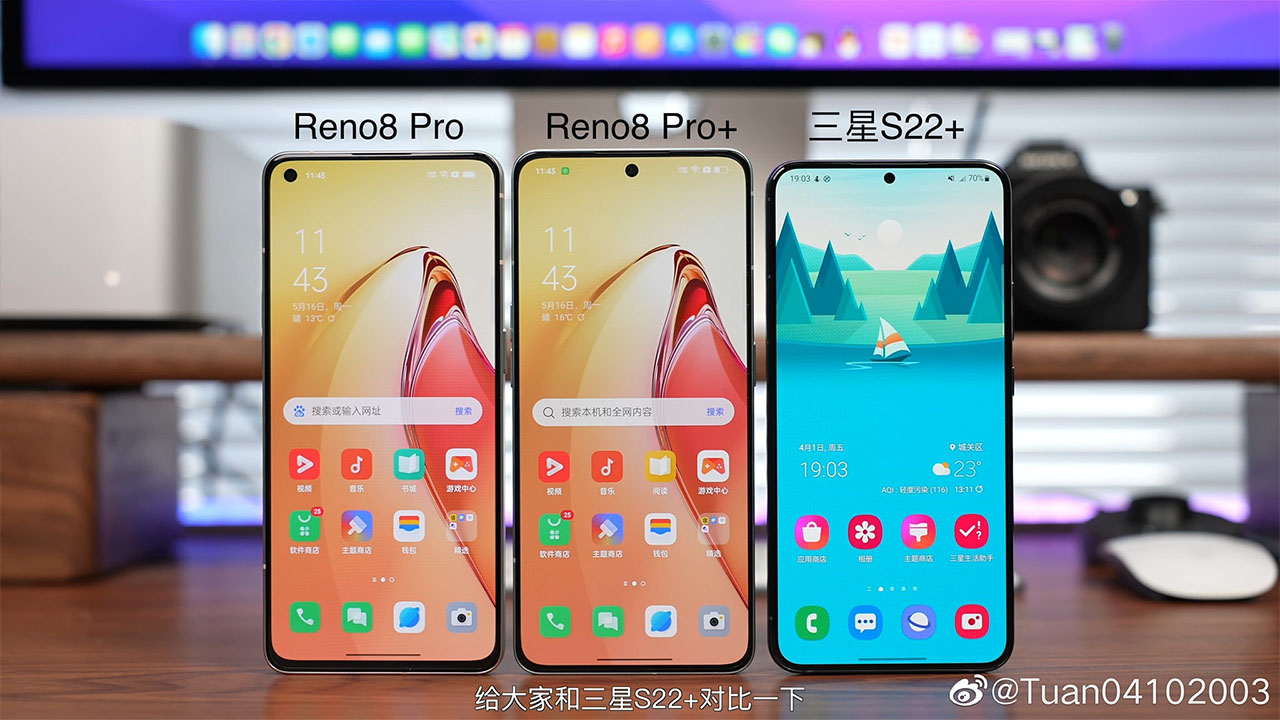 Màn hình của bộ đôi lớn hơn tấm nền của Galaxy S22 Plus