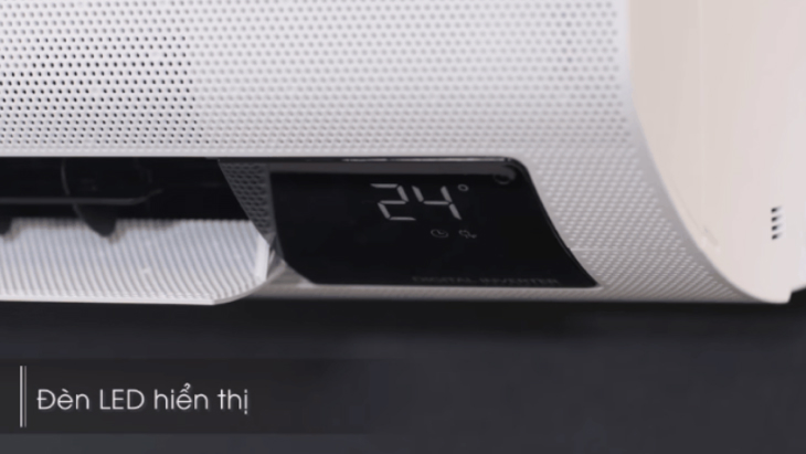 Đánh giá dòng máy lạnh Samsung WindFree™ TYGC sang trọng > Màn hình hiển thị