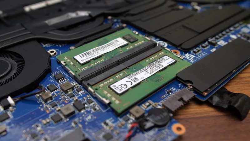 MSI Delta 15 được trang bị 16 GB RAM cùng 1 TB dung lượng ổ cứng